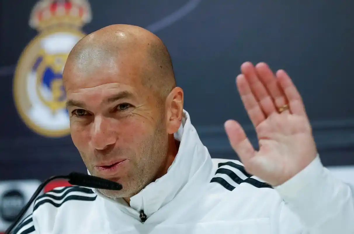 相比之下 相比之下